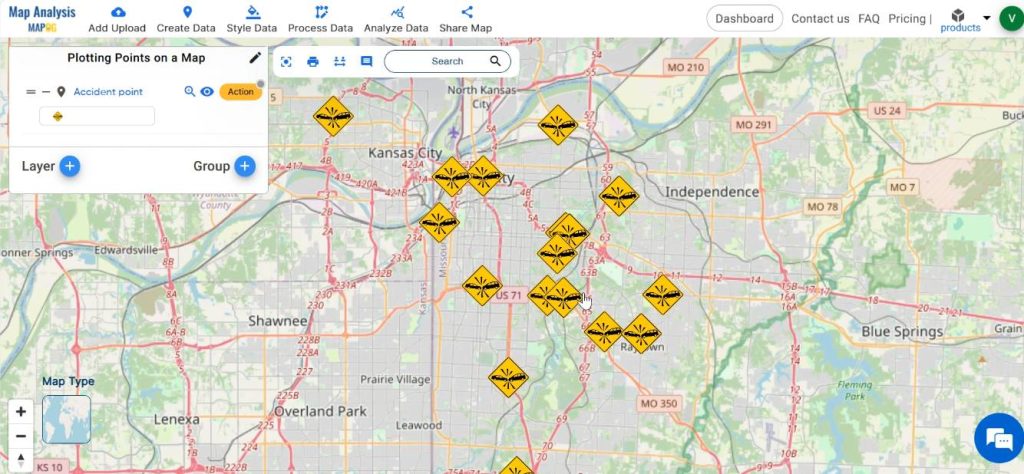 Map in which points are plotted and customized with icons